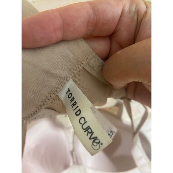 Torrid Curve Women's Beige Underwired Lightly Padded Bra - 44DD - Picture 11 of 13
